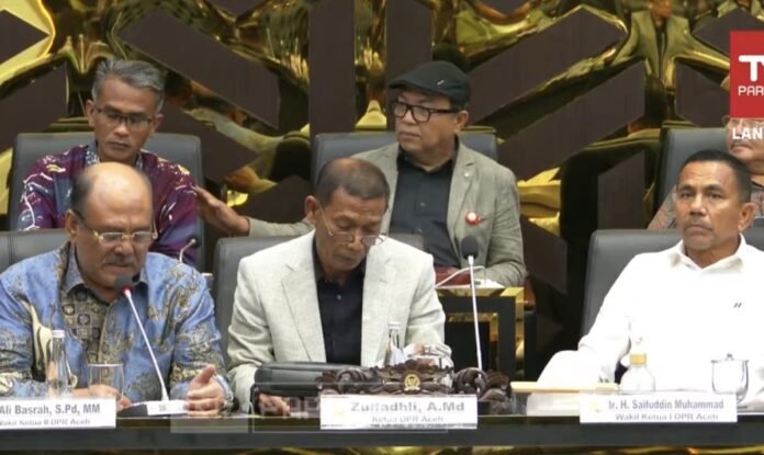 Ketua DPRA Sampaikan Masukan Strategis untuk Revisi UUPA, Ini Tiga Isu Utama yang Dibahas Ketua DPRA Sampaikan Masukan Strategis untuk Revisi UUPA, Ini Tiga Isu Utama yang Dibahas
