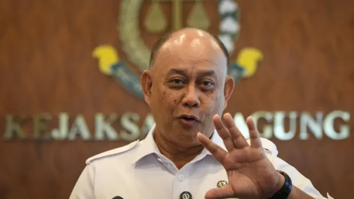 Mantan Kepala Badan Gizi Nasional (BGN), Dadan Hindayana, resmi ditetapkan sebagai tersangka oleh Kejaksaan Agung (Kejagung) bersama dua mantan wakilnya